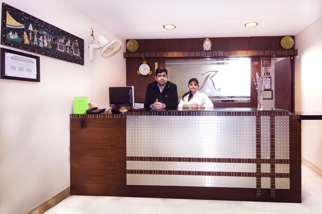 Hotel Rajawas Dibrugarh 外观 照片