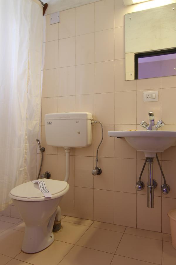 Hotel Rajawas Dibrugarh 外观 照片