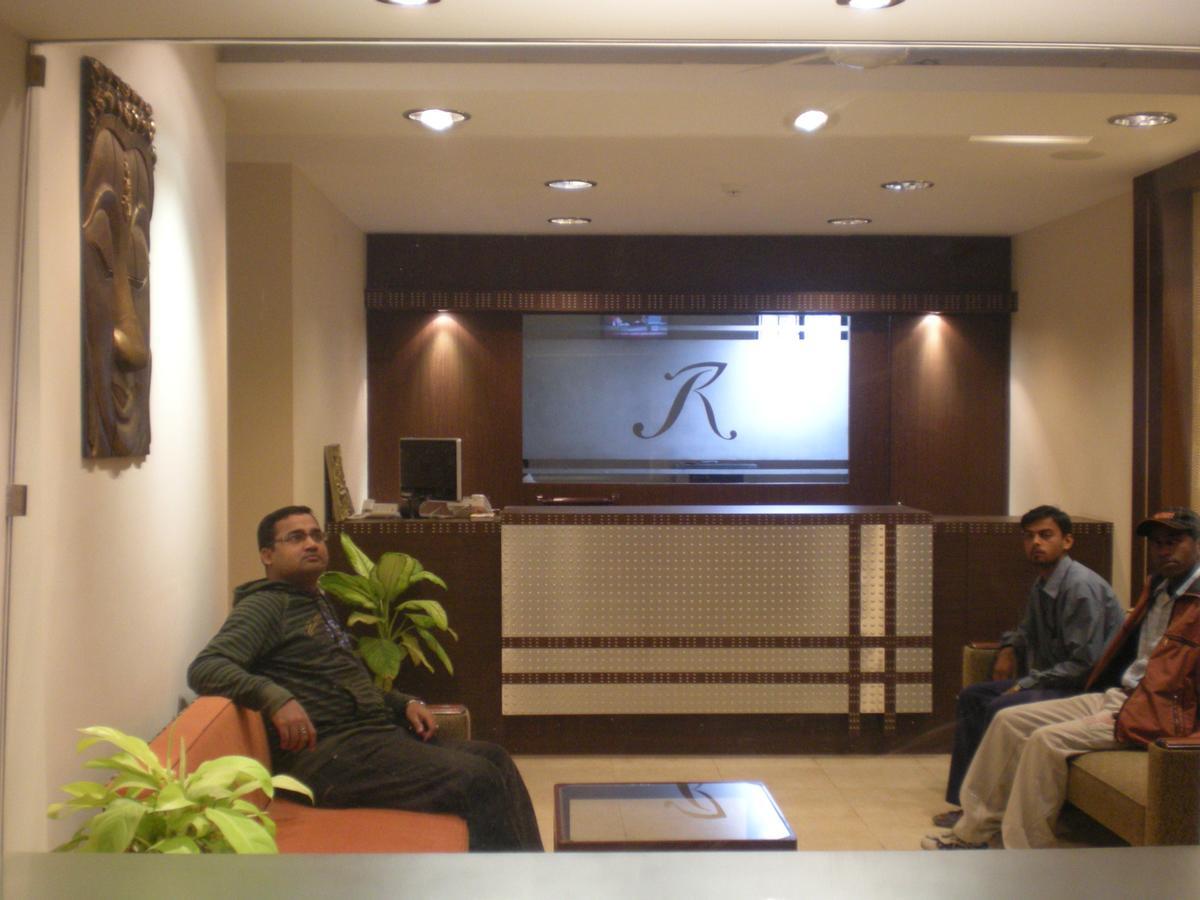 Hotel Rajawas Dibrugarh 外观 照片
